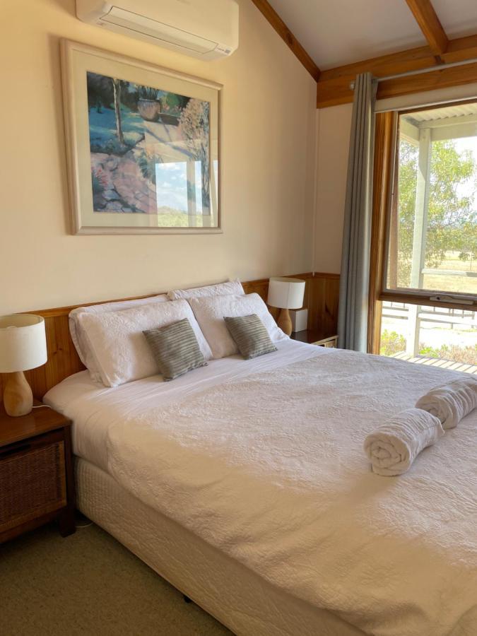 Warby Cottage Wangaratta Exterior photo